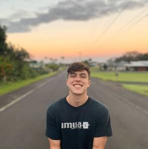 Meet your Posher, Kalama